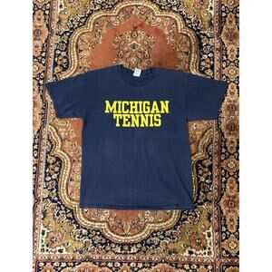 Michigan Tennis Vintage T Gildan Size Large L University